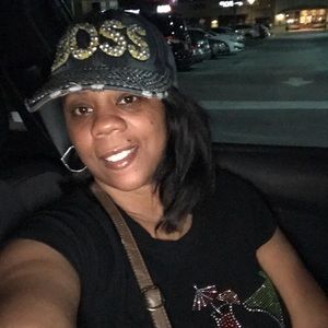 Meet your Posher, Lashaunda